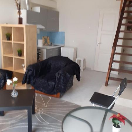 Μαργαριτα Apartment Salamina Exterior photo